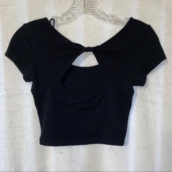 Black Crop Top with Keyhole Back - Picture 3 of 3